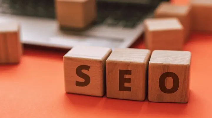 Amazon SEO: Search specialist mapping customer intent to product language