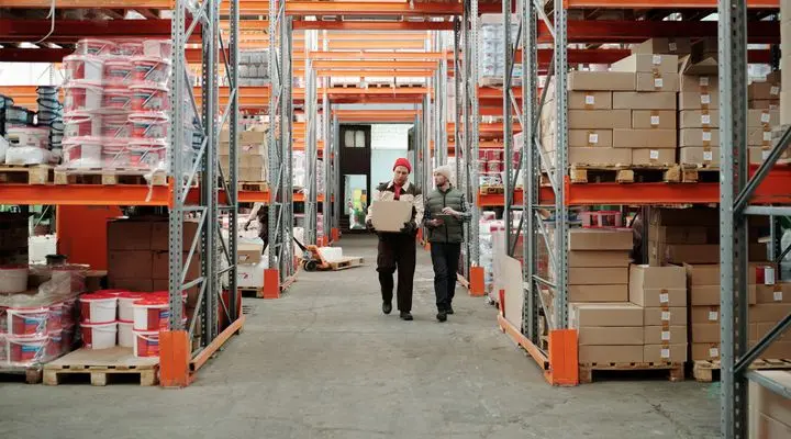 Vendor Central: Vendor operations team coordinating purchase orders and performance